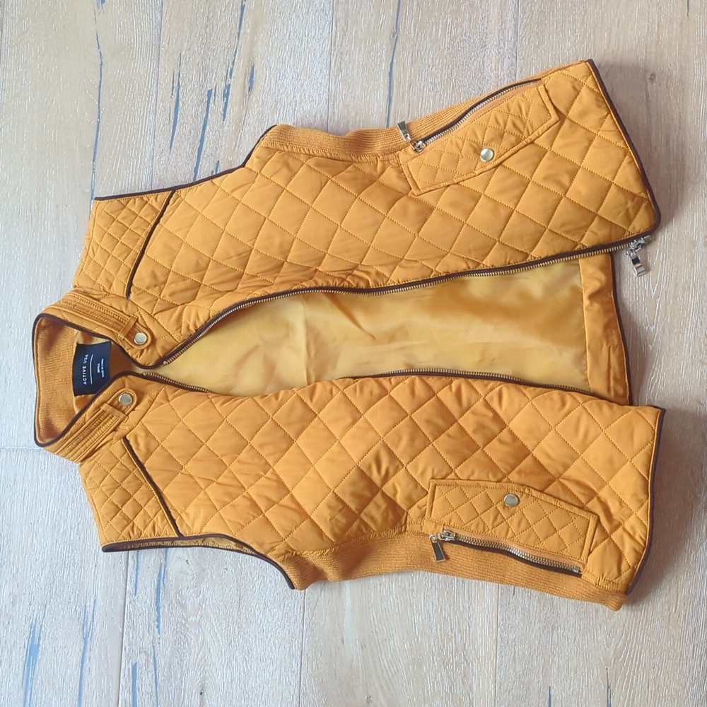 NWOT vest